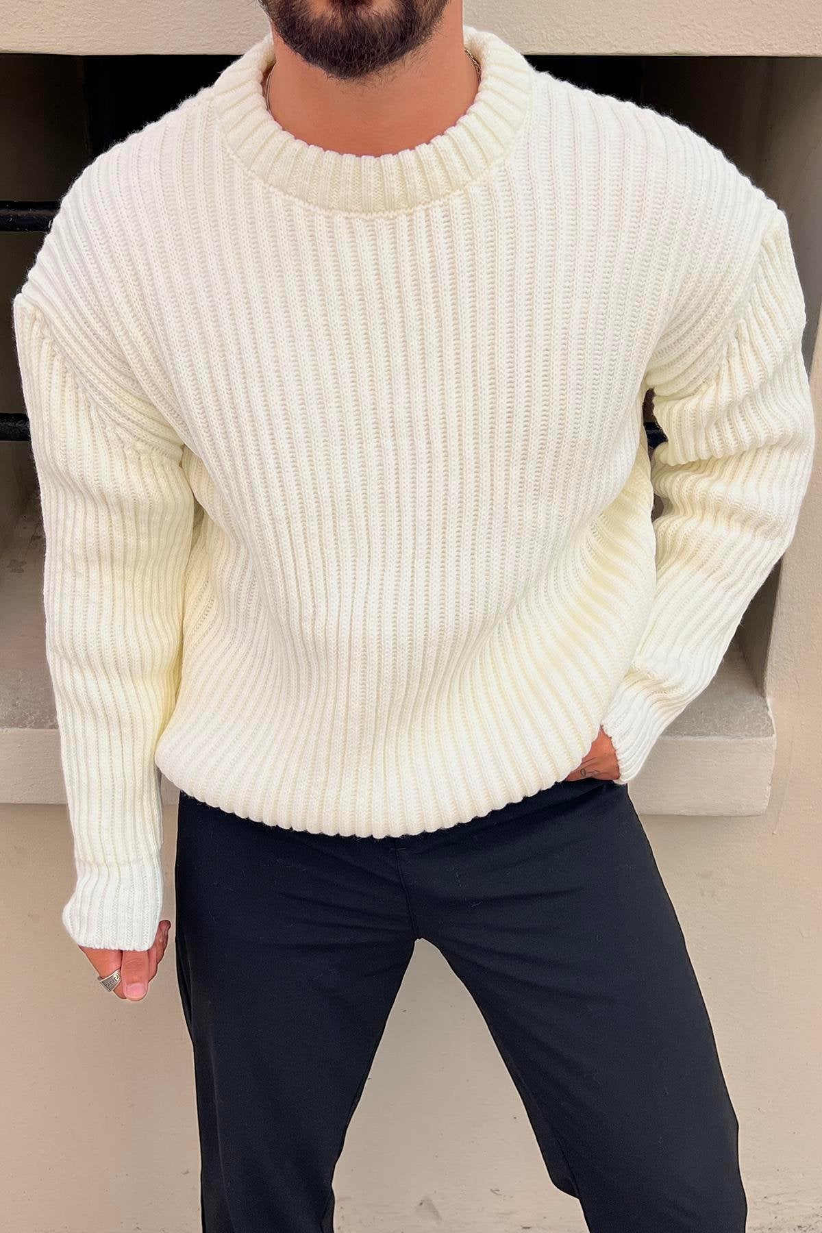 Extra Padded Loose Fit Knitted Sweater White